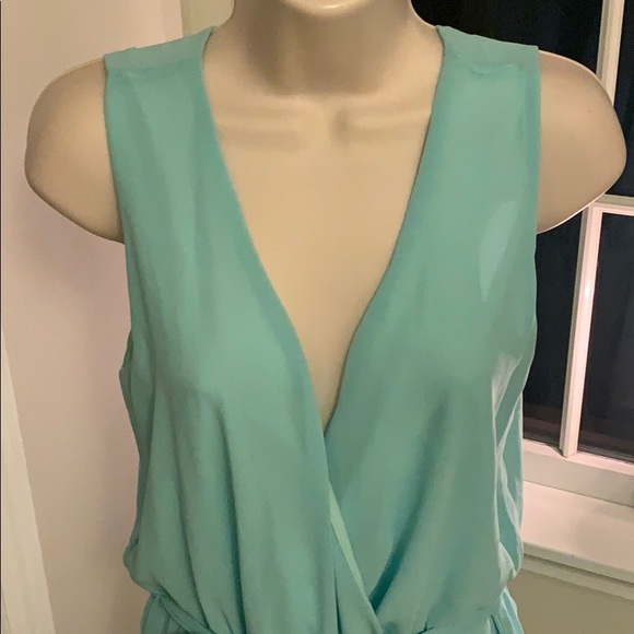 Romper - Picture 2 of 7